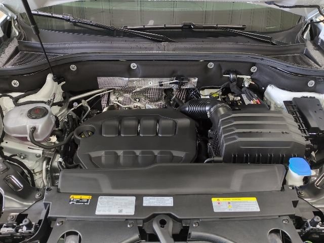 Used 2025 Volkswagen Atlas Peak Edition SE AWD/4WD image 22