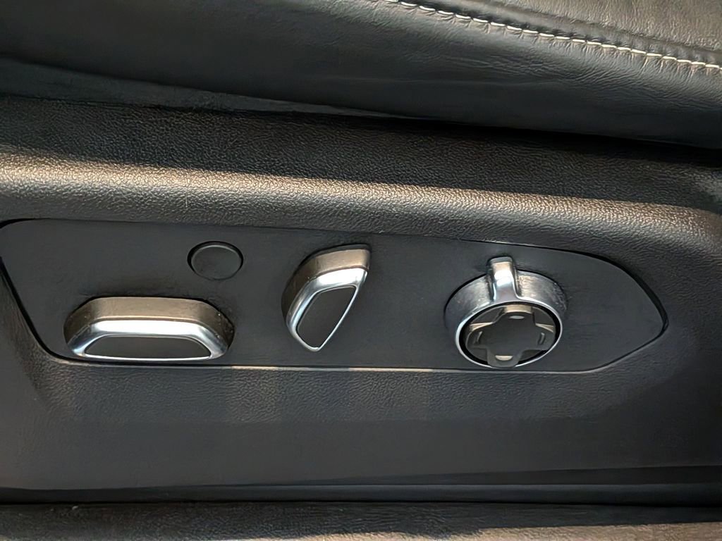 Certified 2025 Cadillac Escalade V w/ LPO, Floor Liner Package AWD/4WD image 22