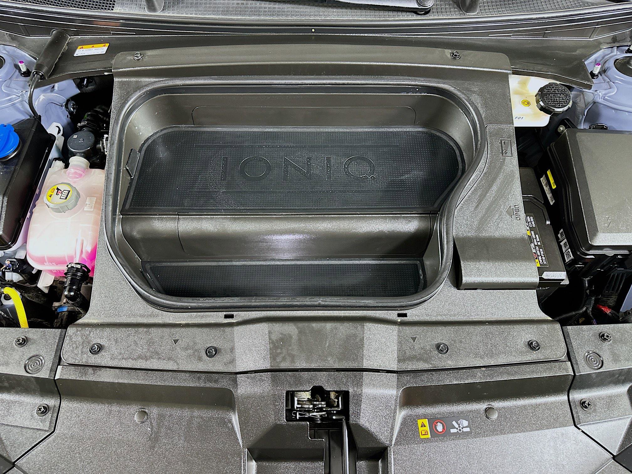 Used 2024 Hyundai Ioniq 6 SE image 32