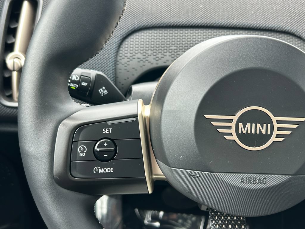 Used 2025 MINI Cooper Countryman SE AWD/4WD image 19