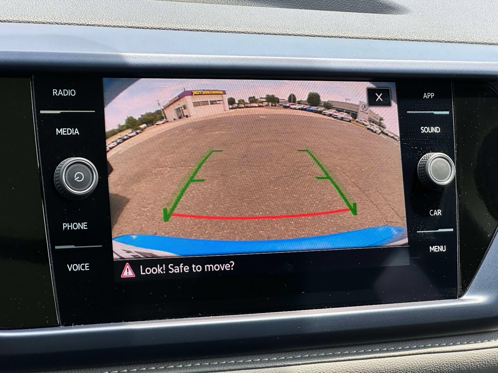 Certified 2024 Volkswagen Taos SE AWD/4WD image 21