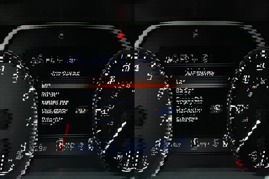 Used 2025 Nissan Frontier SV image 22