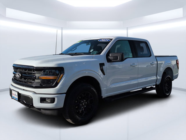 Used 2025 Ford F150 XLT w/ Equipment Group 301A Standard AWD/4WD image 7