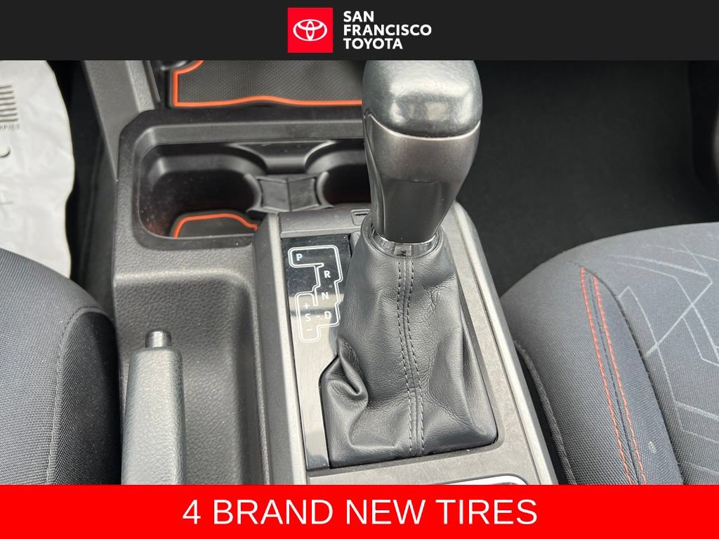 Used 2016 Toyota Tacoma TRD Off-Road AWD/4WD image 22