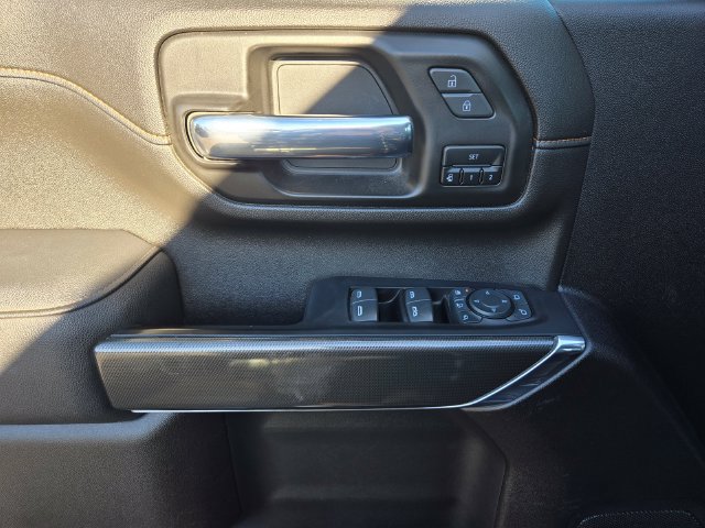 Used 2023 GMC Sierra 2500 AT4 w/ Gooseneck/5TH Wheel Package AWD/4WD image 17