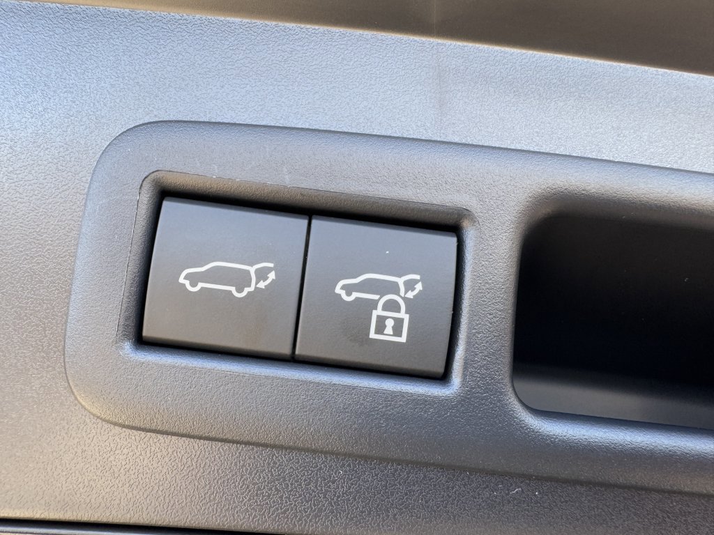 Used 2024 Lexus UX 250h F Sport image 39