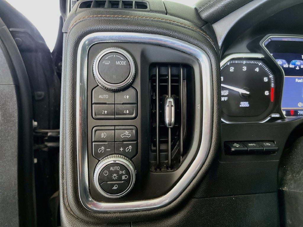 Used 2021 GMC Sierra 1500 AT4 w/ AT4 Premium Package AWD/4WD image 10