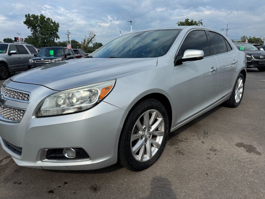 Used 2013 Chevrolet Malibu LTZ FWD image 9