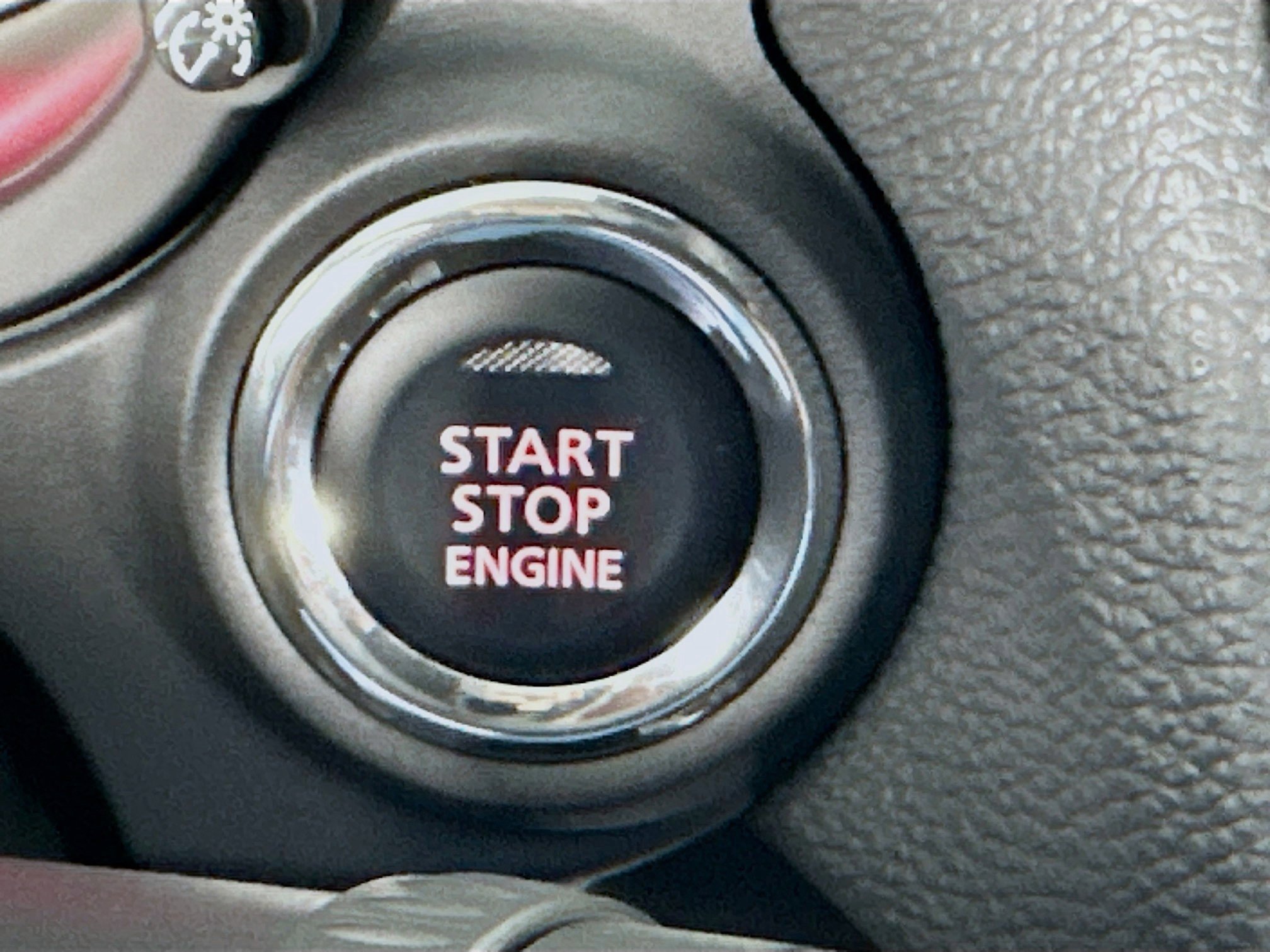 New 2024 Mitsubishi Eclipse Cross LE image 9