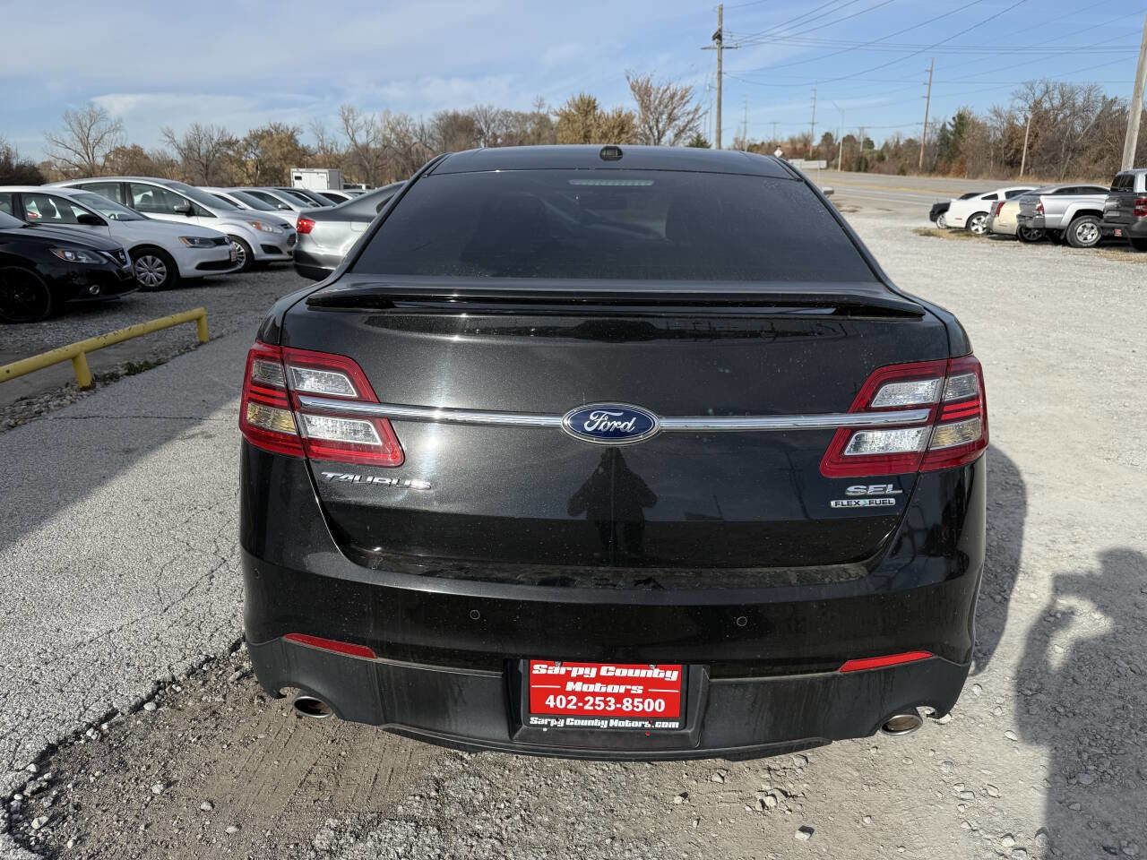 Used 2013 Ford Taurus SEL image 4