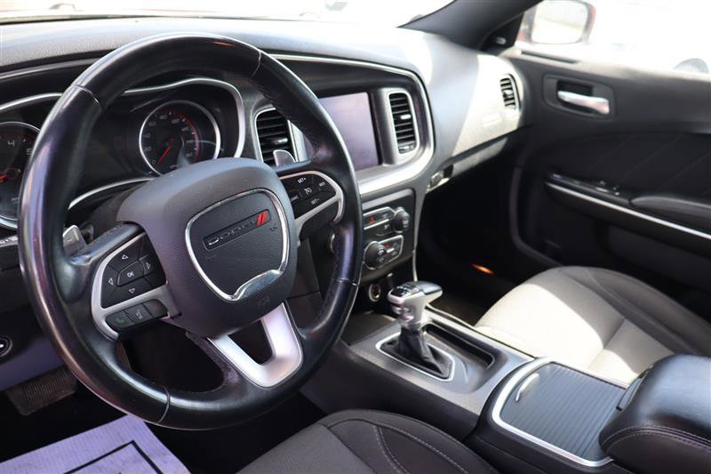Used 2017 Dodge Charger R/T image 17