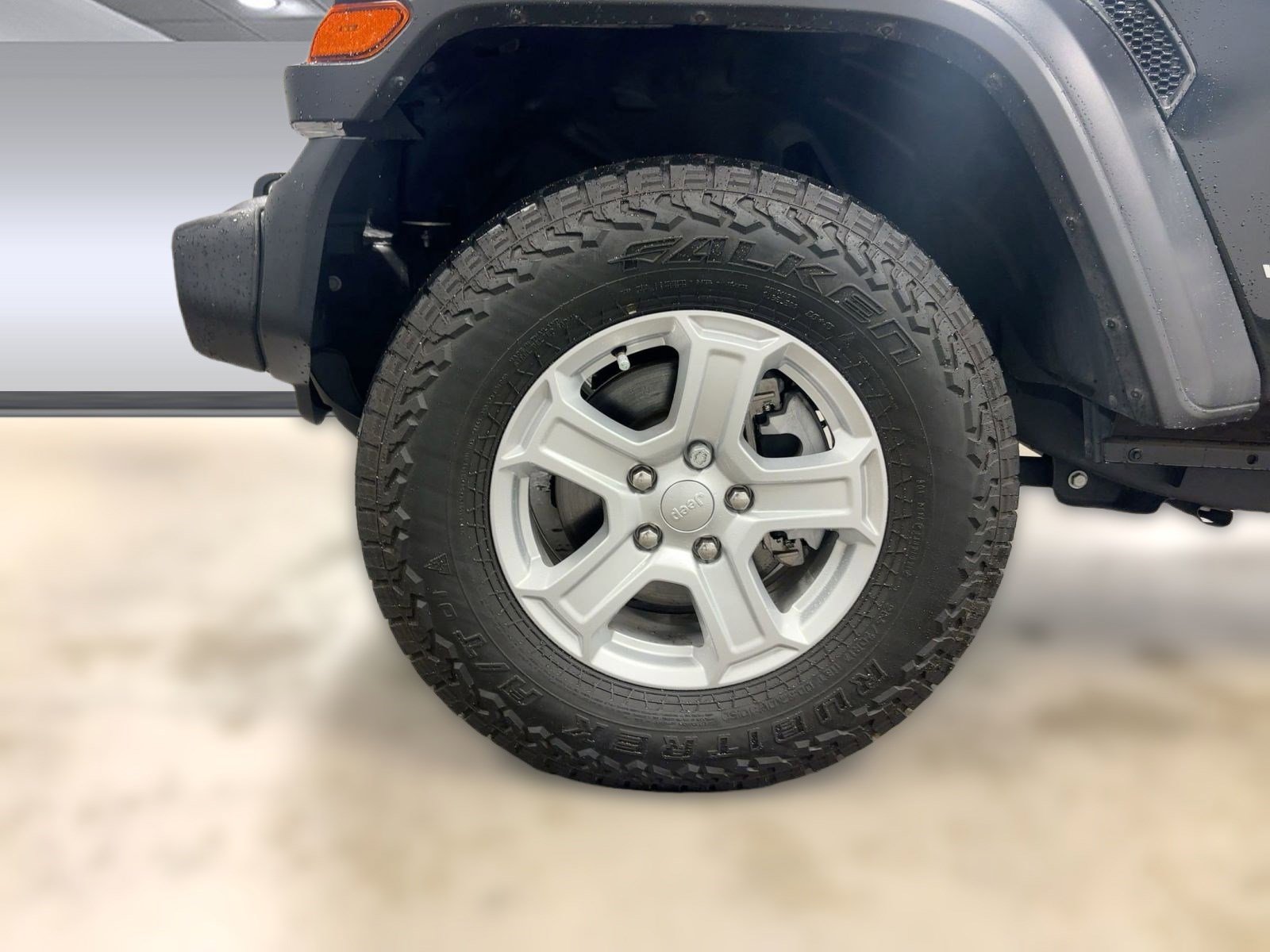 Used 2020 Jeep Wrangler Unlimited Sport image 12