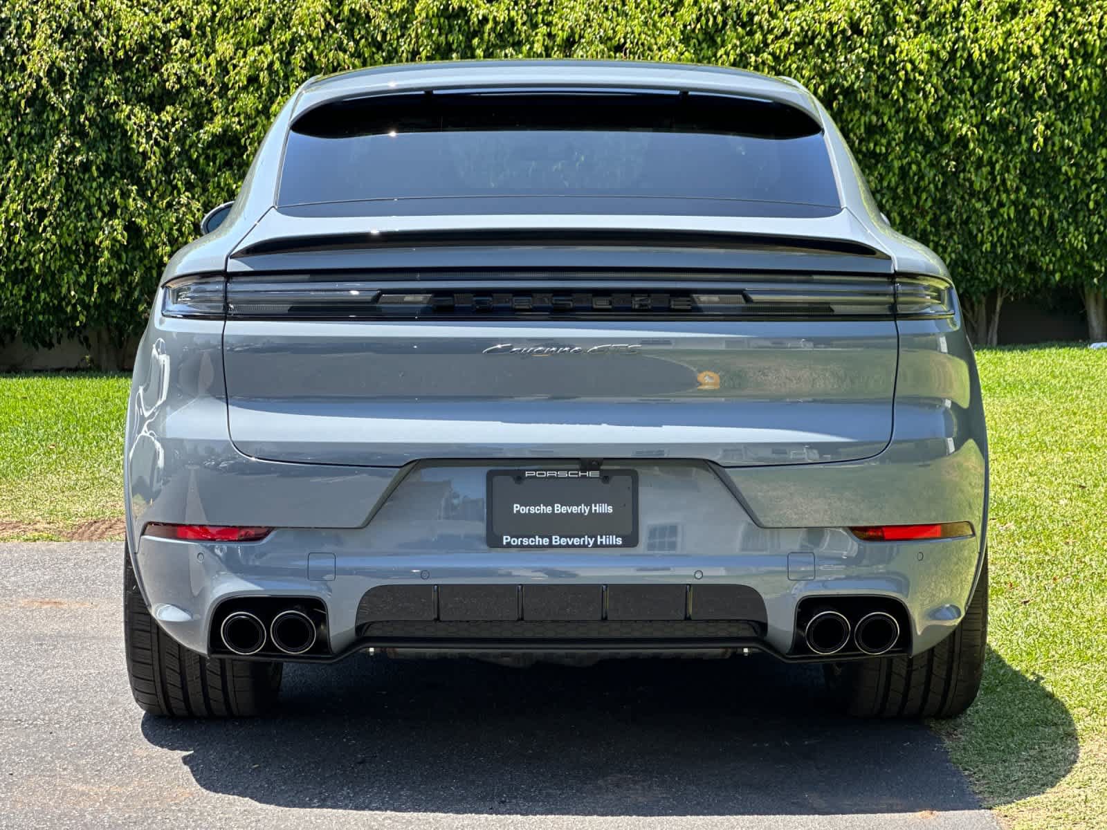 New 2026 Porsche Cayenne GTS AWD/4WD image 7