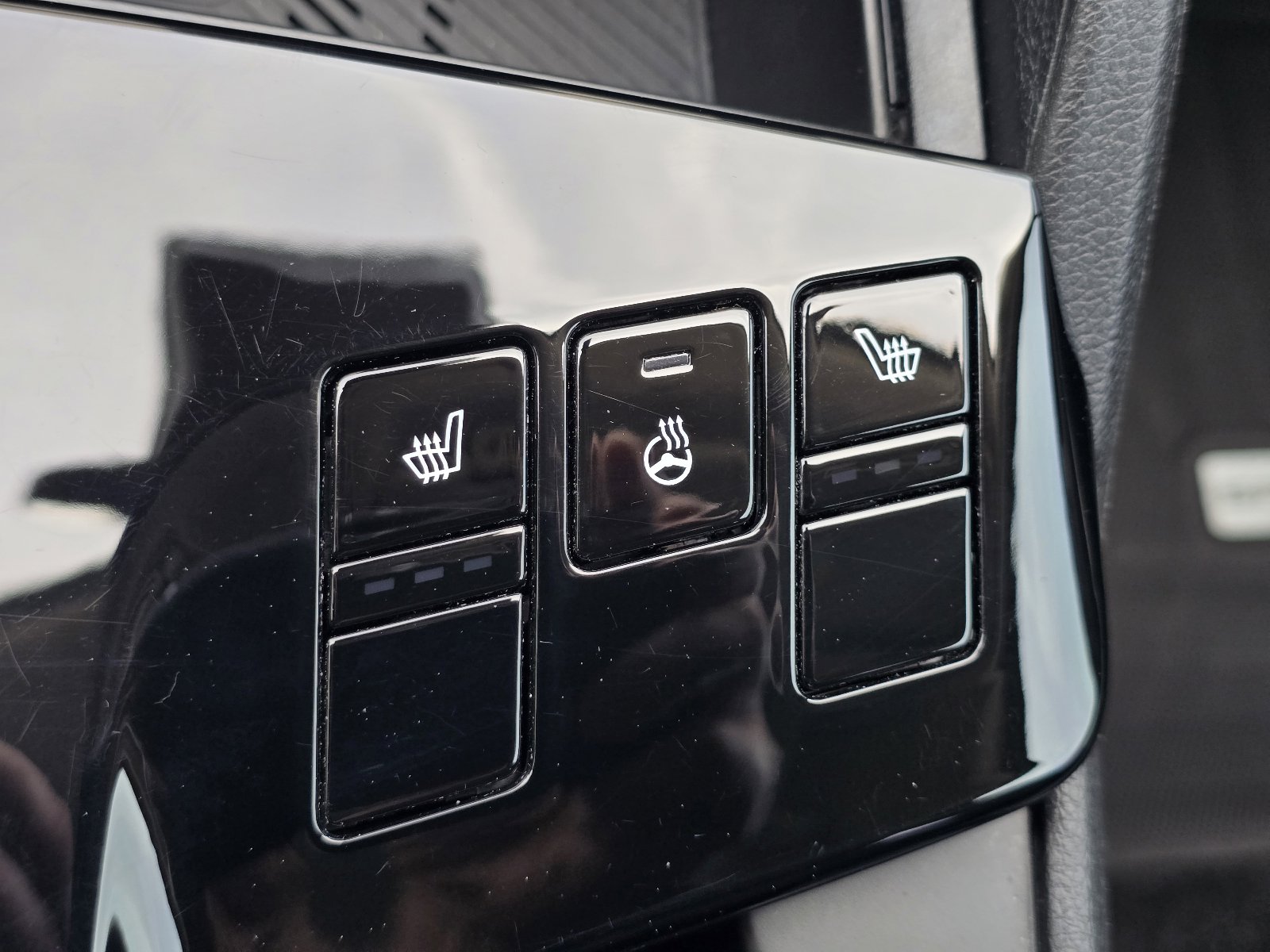 Used 2023 Kia Sportage EX AWD/4WD image 22