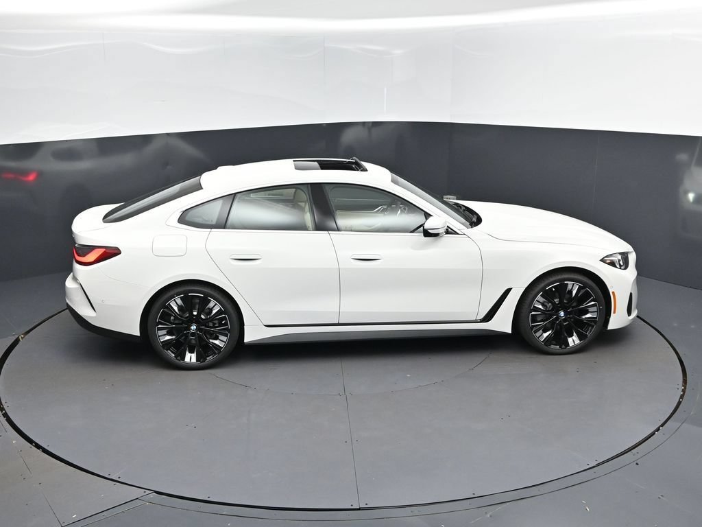 New 2026 BMW 430i w/ Premium Package RWD image 35