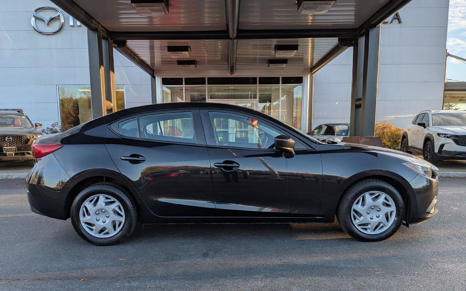 Used 2016 MAZDA MAZDA3 i Sport FWD image 6