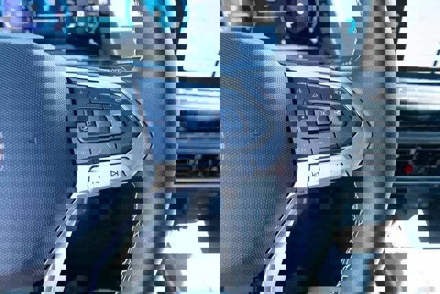 New 2026 Volkswagen Atlas Cross Sport SE image 16