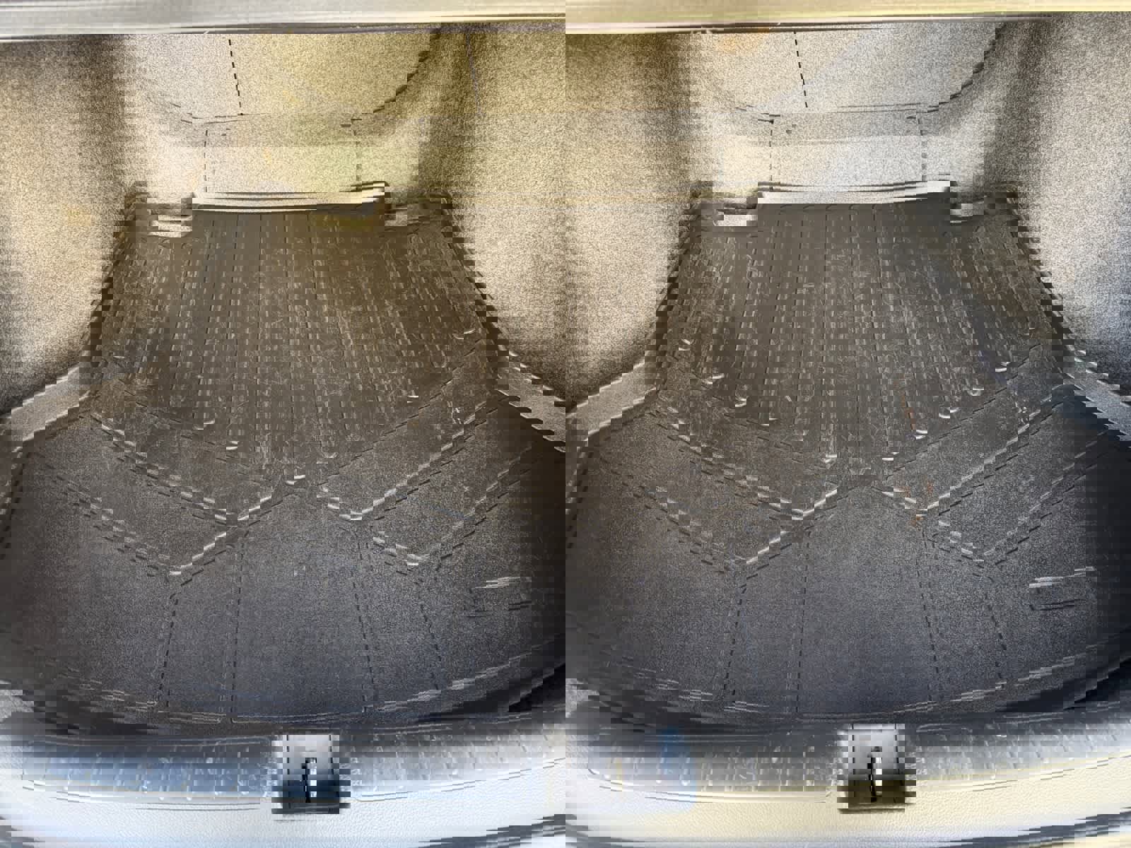 Used 2018 Honda Accord EX-L image 7