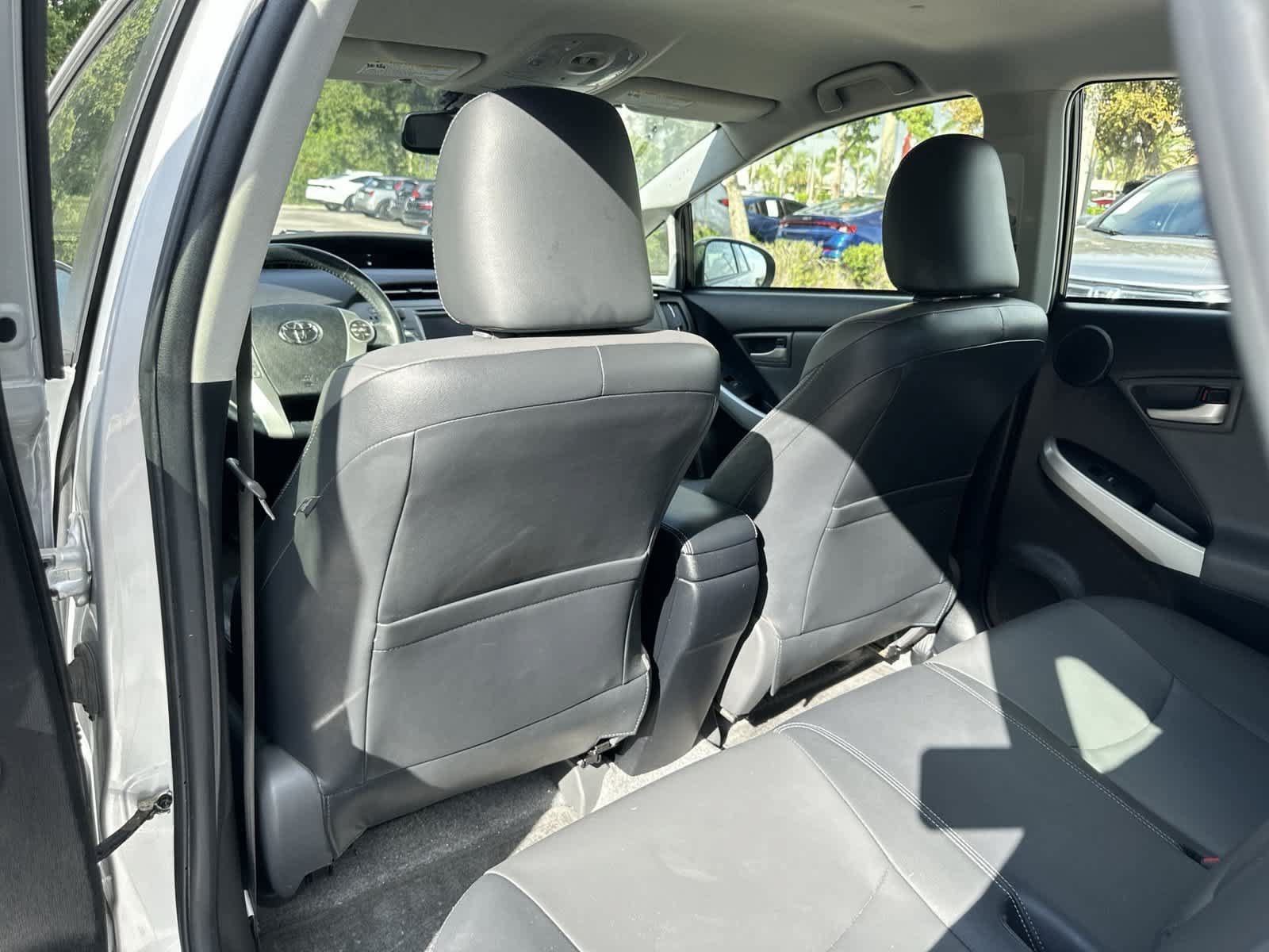 Used 2015 Toyota Prius Four FWD image 14