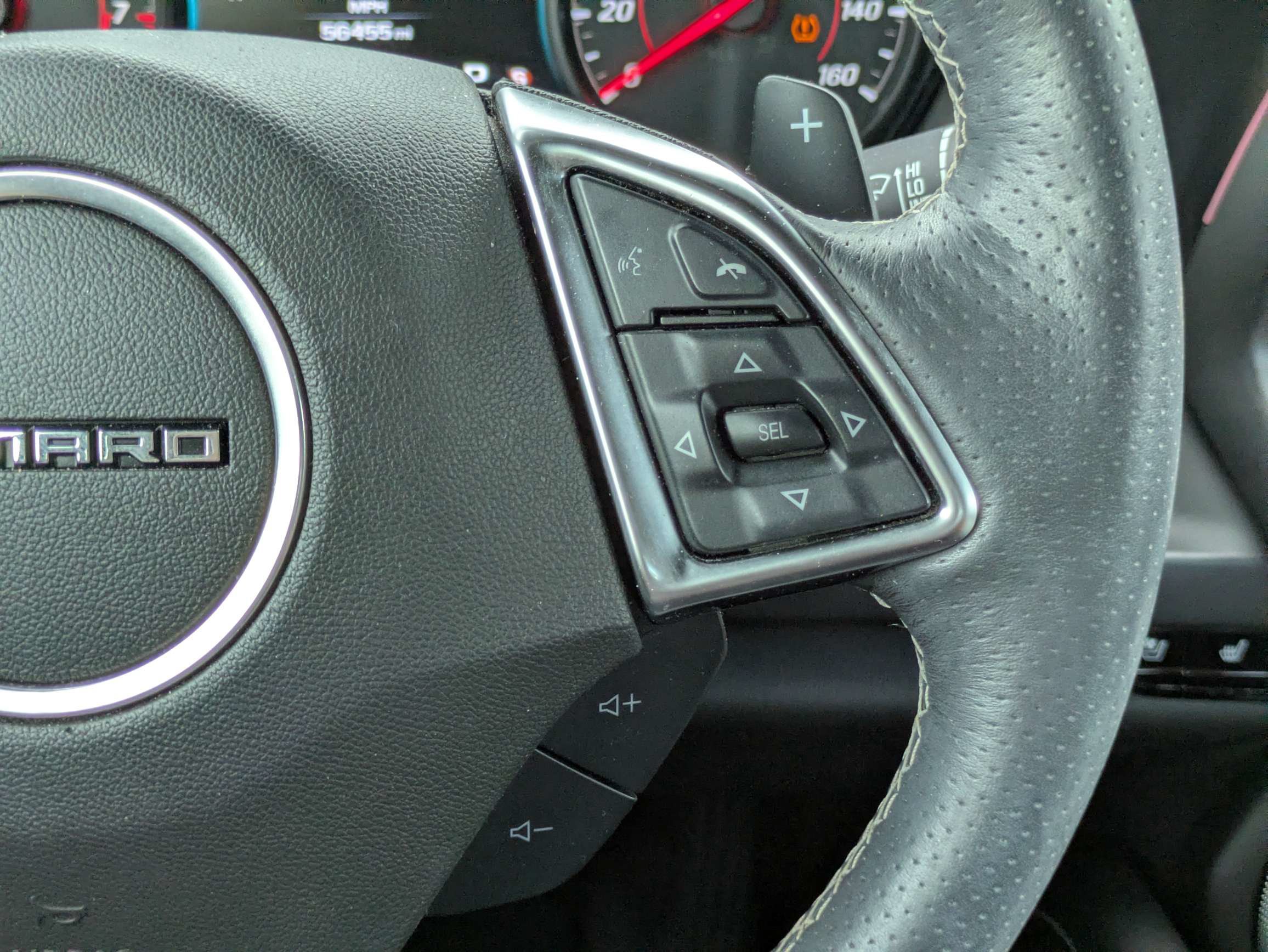 Used 2018 Chevrolet Camaro LT RWD image 15