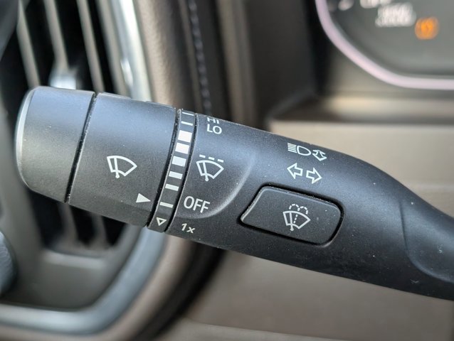 Used 2019 GMC Sierra 1500 SLT w/ SLT Premium Package image 23