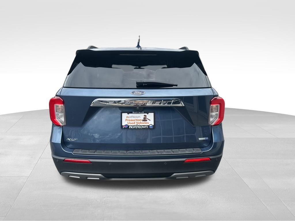 Used 2020 Ford Explorer XLT w/ Equipment Group 202A image 6