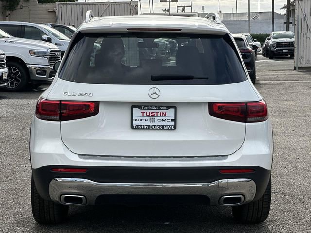 Used 2023 Mercedes-Benz GLB 250 image 5