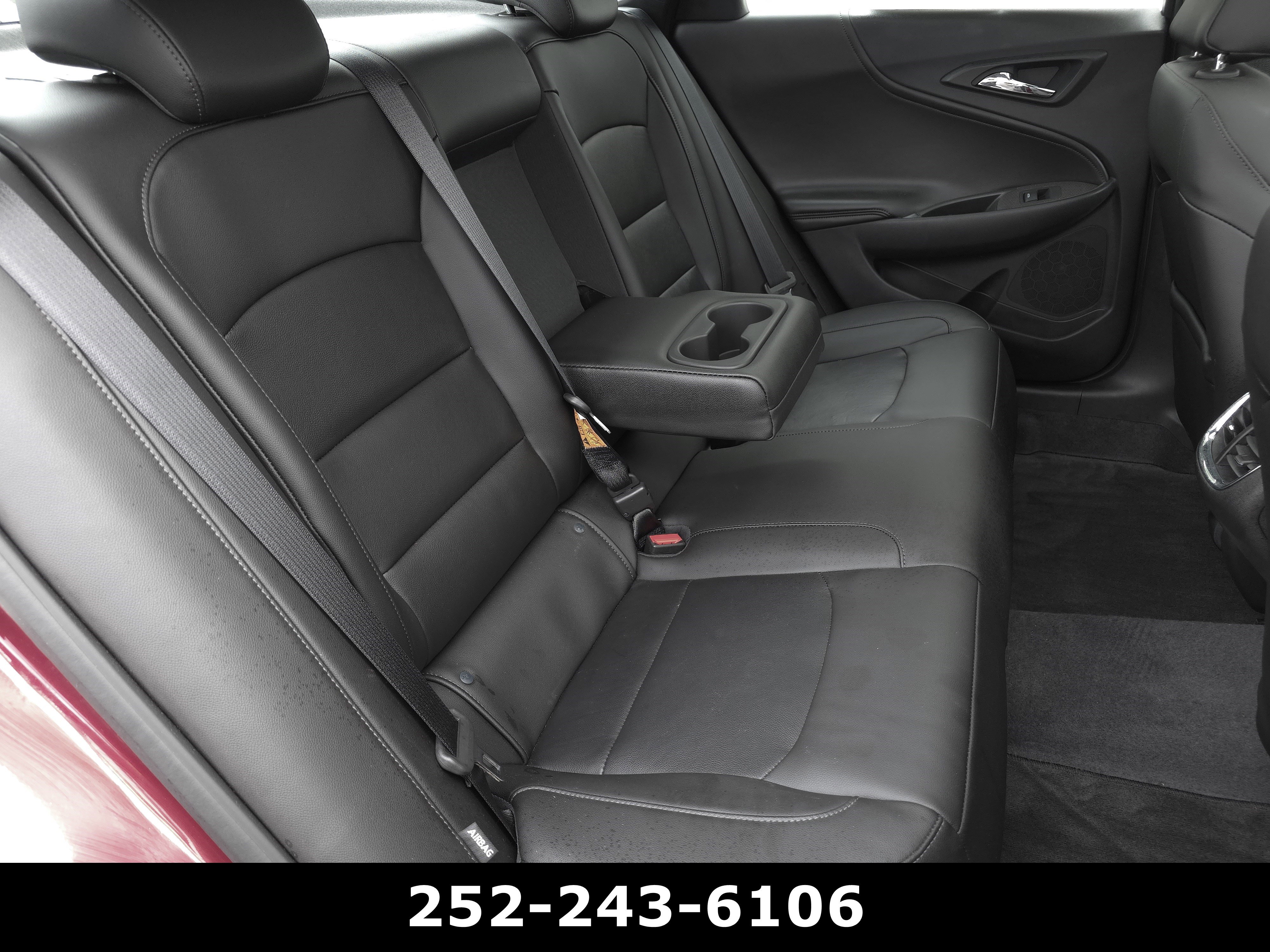 Used 2018 Chevrolet Malibu LT w/ Leather Package image 32