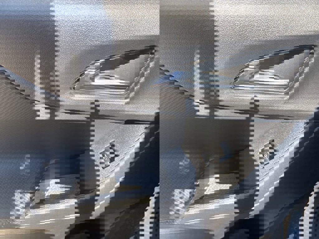 New 2026 Chevrolet Equinox LT w/ Convenience Package II image 37