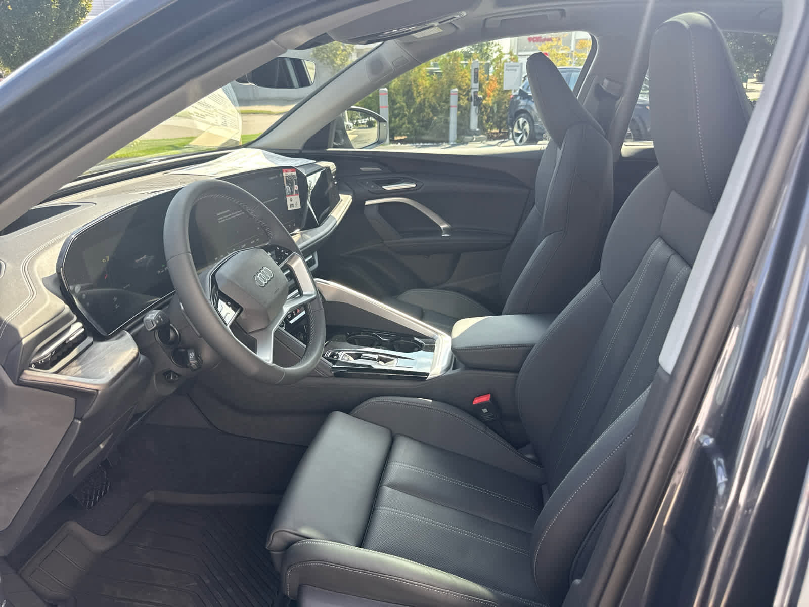 New 2025 Audi Q5 Premium Plus image 15