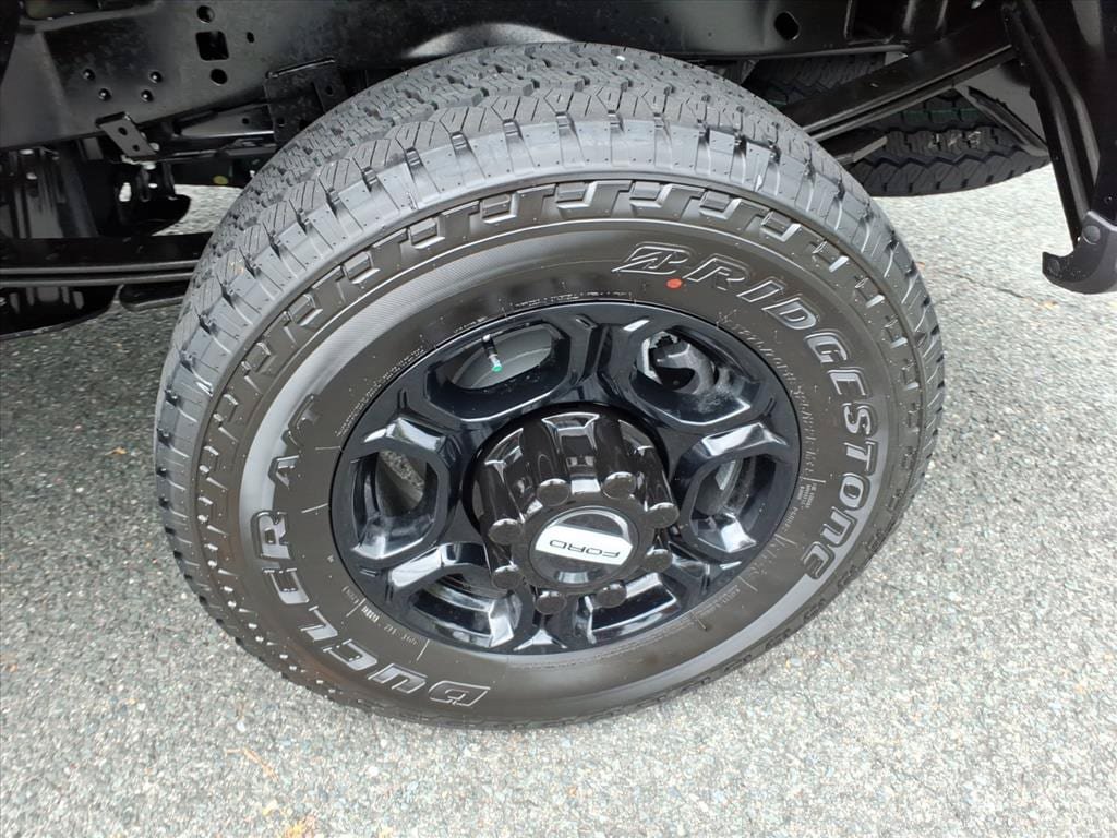 New 2026 Ford F250 XL w/ STX Appearance Package AWD/4WD image 8