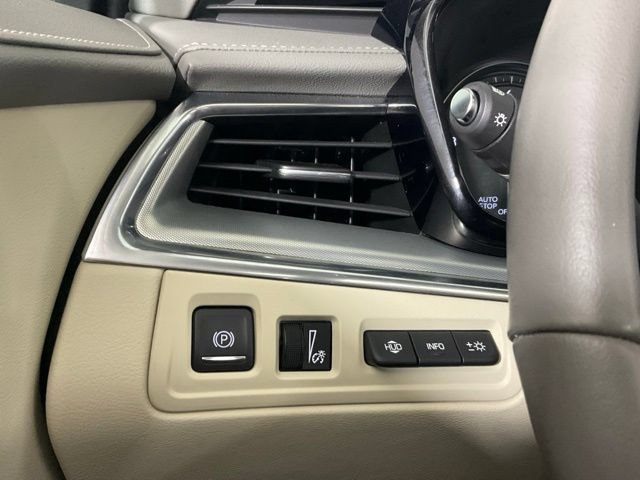 Used 2020 Cadillac XT5 Premium Luxury FWD image 17