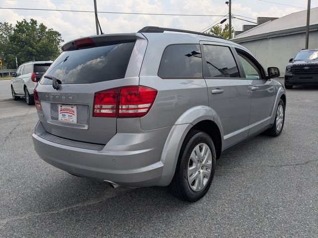 Used 2020 Dodge Journey SE w/ SE Popular Equipment Group FWD image 4