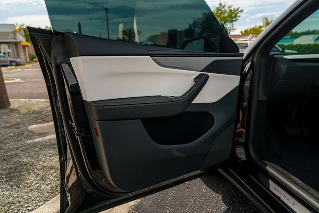 Used 2026 Tesla Model Y 2WD image 14