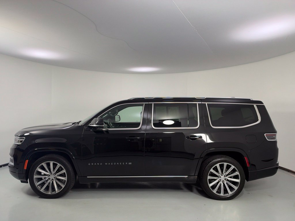 Used 2022 Jeep Grand Wagoneer Series II AWD/4WD image 4
