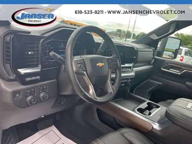Used 2024 Chevrolet Silverado 2500 High Country w/ High Country Premium Package AWD/4WD image 14