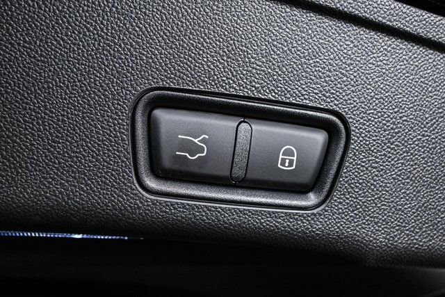 New 2025 Maserati Grecale Trofeo image 33