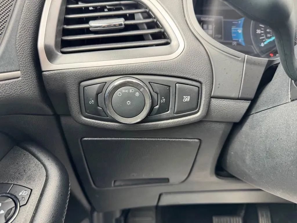 Used 2024 Ford Edge SEL AWD/4WD image 22
