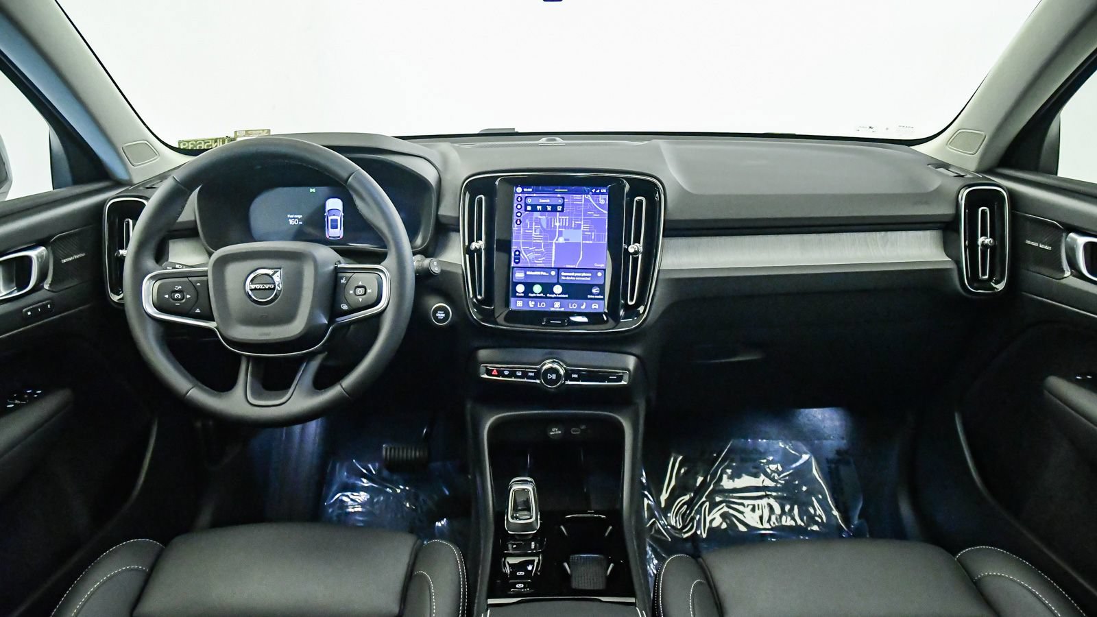 Certified 2026 Volvo XC40 B5 Ultra w/ Protection Package Premier AWD/4WD image 15