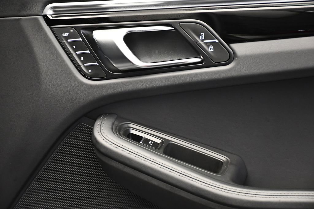 Used 2024 Porsche Macan S image 49