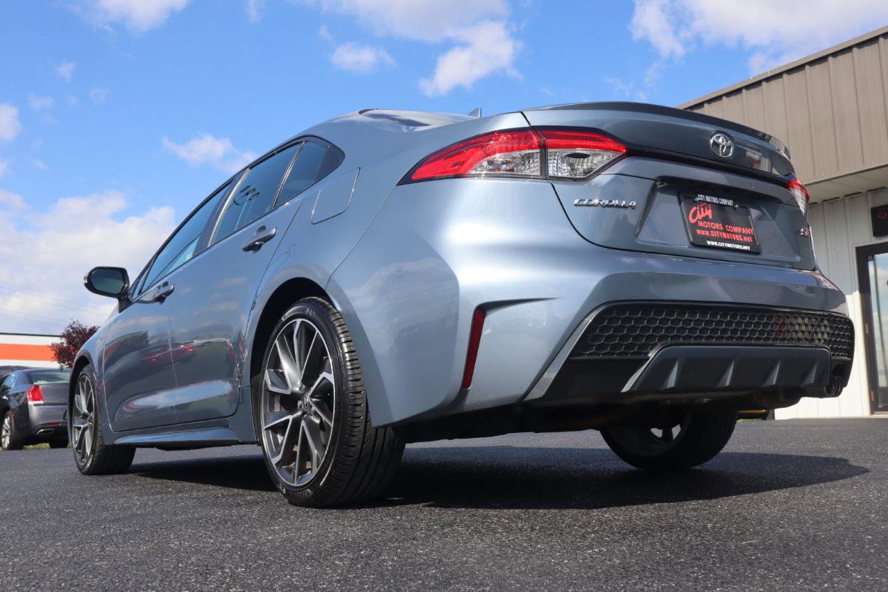 Used 2020 Toyota Corolla SE w/ SE Premium Package FWD image 19