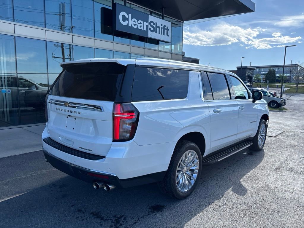 Used 2023 Chevrolet Suburban Premier AWD/4WD image 4