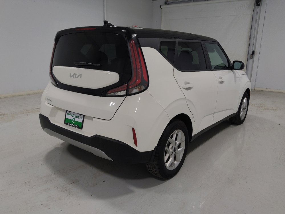 Used 2025 Kia Soul S image 9