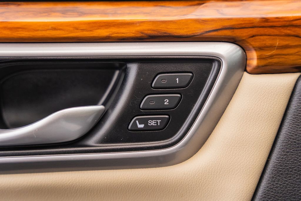 Used 2020 Honda CR-V EX-L image 40