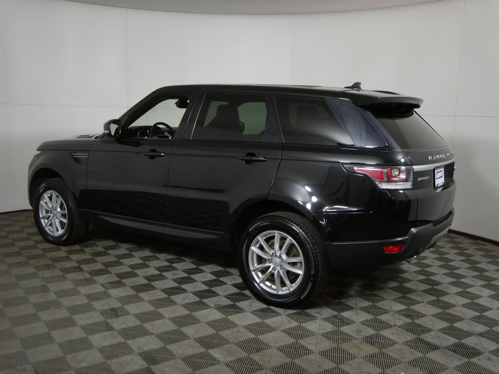 Used 2016 Land Rover Range Rover Sport SE image 6