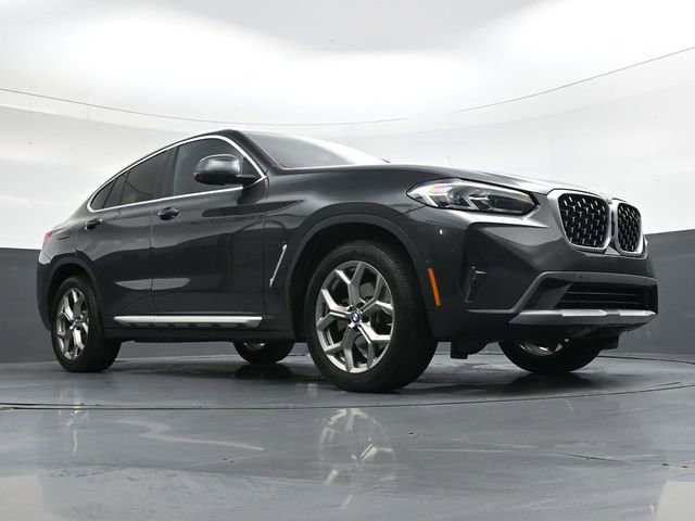 Used 2025 BMW X4 xDrive30i image 29