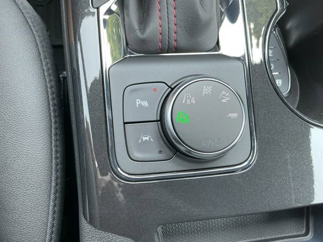 New 2025 Chevrolet Blazer RS w/ Driver Confidence II Package image 16