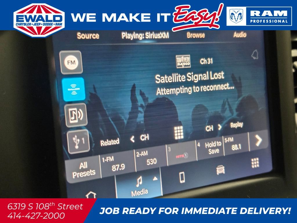 New 2024 RAM 2500 Tradesman w/ Chrome Appearance Group AWD/4WD image 4