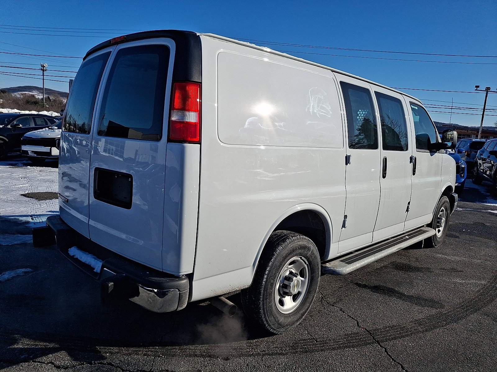 Used 2024 Chevrolet Express 2500 w/ Driver Convenience Package image 6