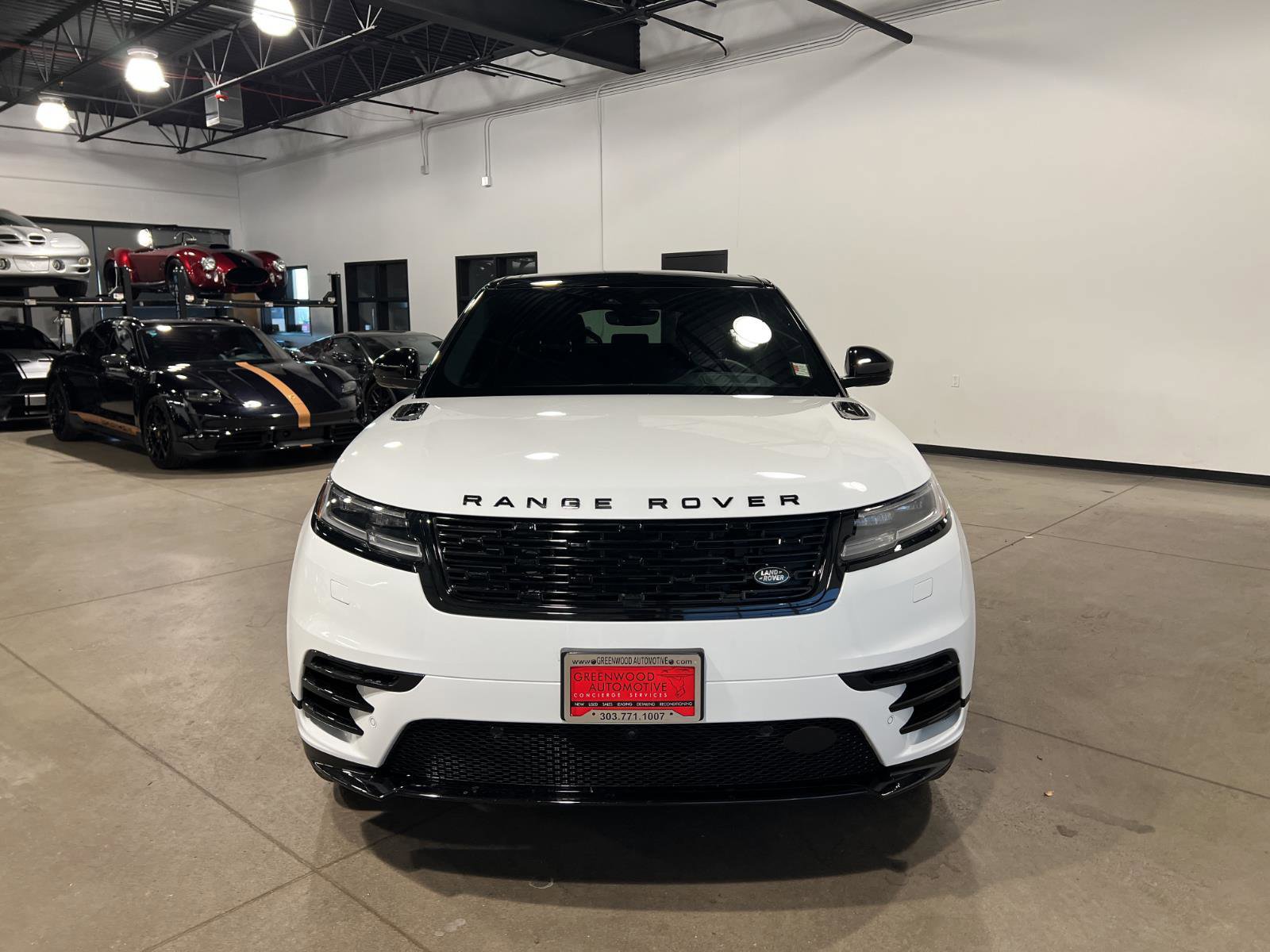 Used 2026 Land Rover Range Rover Velar Dynamic SE image 8